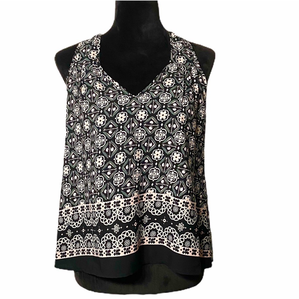 Francesca's Alya sleeveless blouse gray pink top